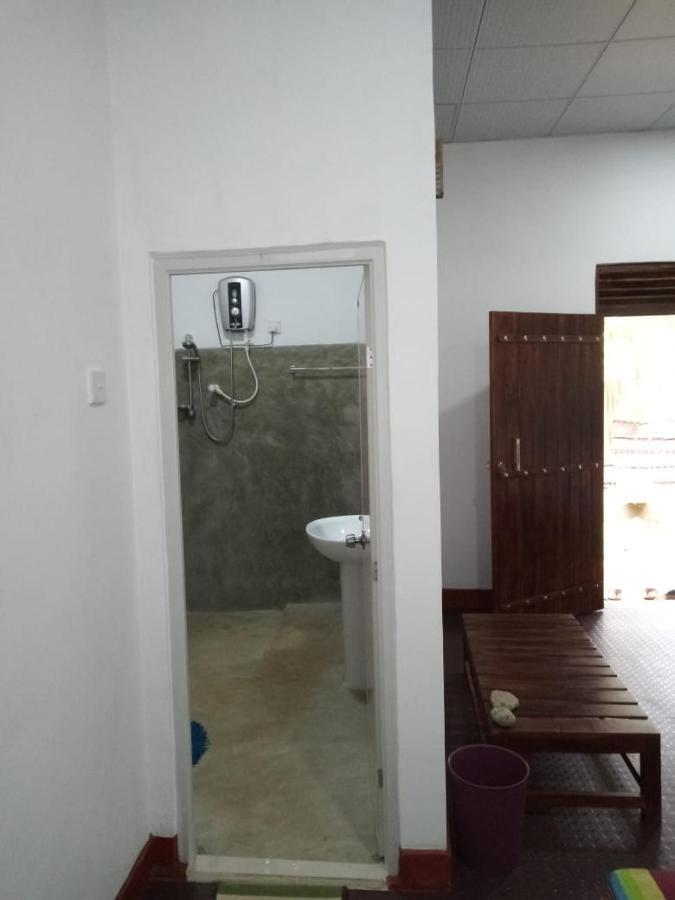 Thilina Homestay Sigiriya Exterior photo